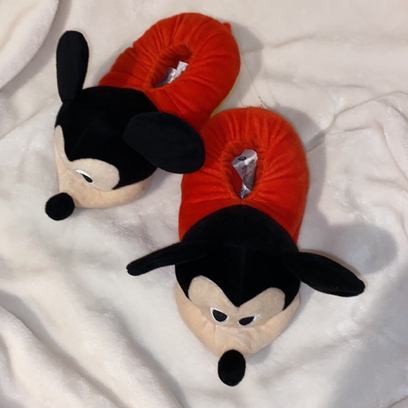 Disney Mickey Mouse Slippers size 5/6 NWOT - Picture 4 of 10
